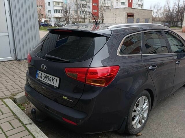 Серый Киа Сид, объемом двигателя 1.6 л и пробегом 327 тыс. км за 7500 $, фото 3 на Automoto.ua