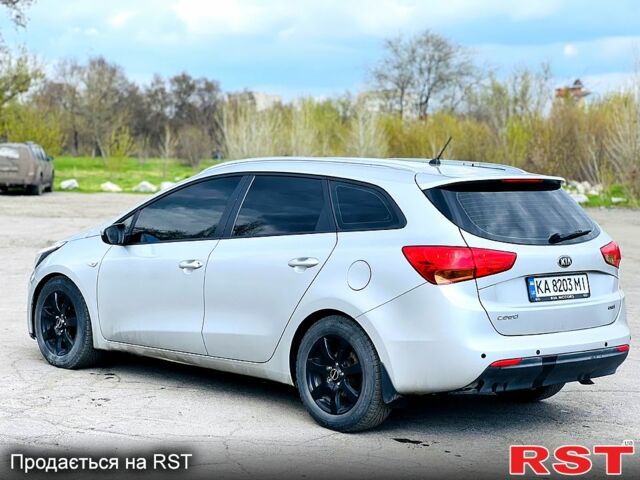 Сірий Кіа Сід, об'ємом двигуна 1.6 л та пробігом 250 тис. км за 7500 $, фото 2 на Automoto.ua