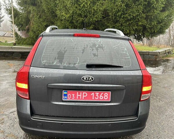 Сірий Кіа Сід, об'ємом двигуна 1.6 л та пробігом 244 тис. км за 7299 $, фото 32 на Automoto.ua