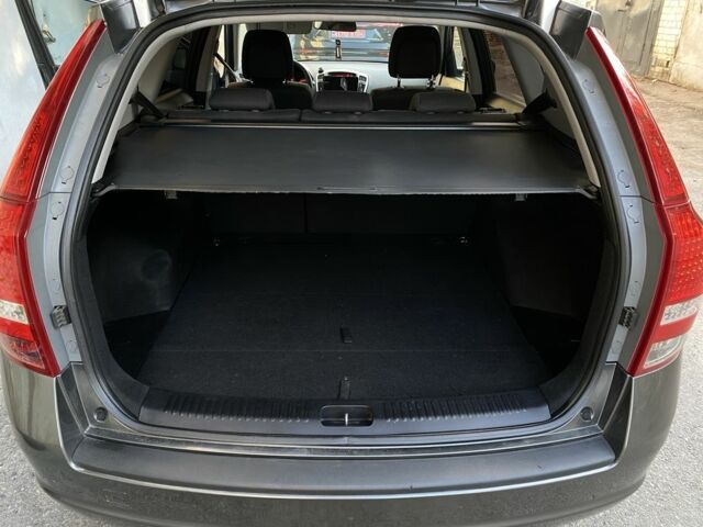 Серый Киа Сид, объемом двигателя 1.6 л и пробегом 189 тыс. км за 6300 $, фото 14 на Automoto.ua