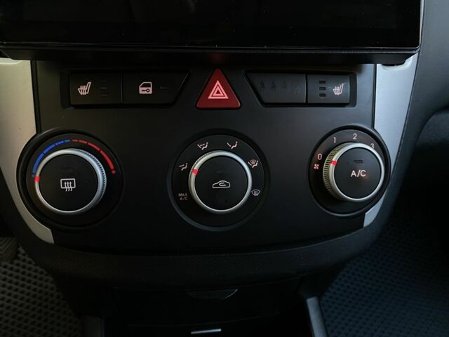 Серый Киа Сид, объемом двигателя 1.6 л и пробегом 189 тыс. км за 6300 $, фото 23 на Automoto.ua