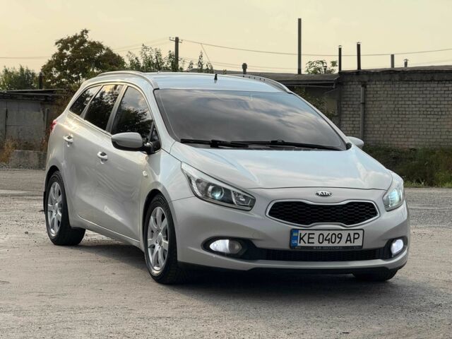 Серый Киа Сид, объемом двигателя 1.6 л и пробегом 260 тыс. км за 7900 $, фото 13 на Automoto.ua
