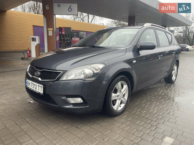 Сірий Кіа Сід, об'ємом двигуна 1.58 л та пробігом 225 тис. км за 7999 $, фото 3 на Automoto.ua