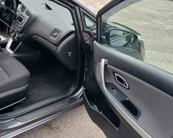 Серый Киа Сид, объемом двигателя 1.6 л и пробегом 270 тыс. км за 9299 $, фото 11 на Automoto.ua