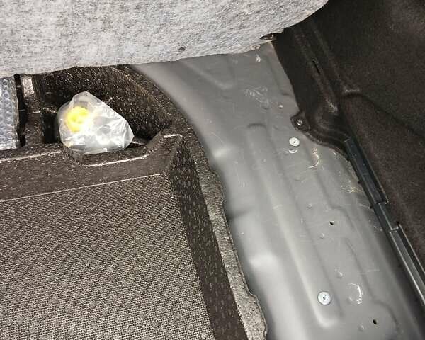 Серый Киа Сид, объемом двигателя 1.6 л и пробегом 270 тыс. км за 9299 $, фото 24 на Automoto.ua