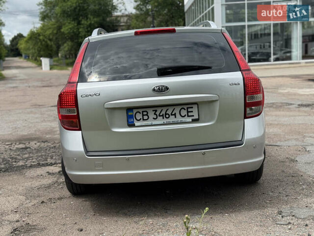 Серый Киа Сид, объемом двигателя 1.58 л и пробегом 181 тыс. км за 6900 $, фото 3 на Automoto.ua
