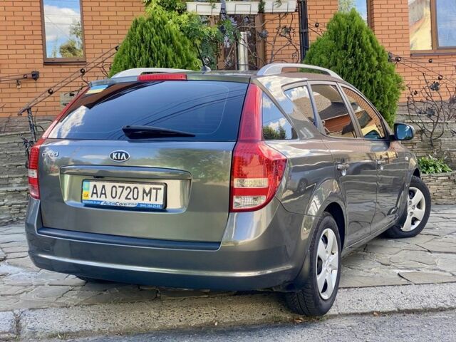 Серый Киа Сид, объемом двигателя 1.6 л и пробегом 189 тыс. км за 6300 $, фото 5 на Automoto.ua