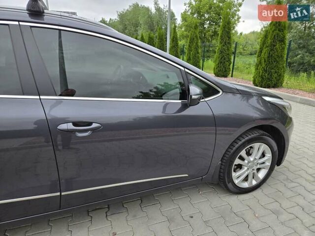 Серый Киа Сид, объемом двигателя 1.59 л и пробегом 197 тыс. км за 10600 $, фото 11 на Automoto.ua