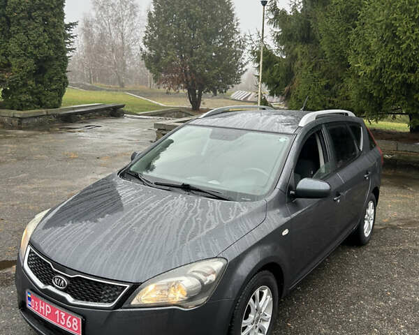 Сірий Кіа Сід, об'ємом двигуна 1.6 л та пробігом 244 тис. км за 7299 $, фото 9 на Automoto.ua