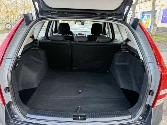 Серый Киа Сид, объемом двигателя 1.6 л и пробегом 48 тыс. км за 8300 $, фото 17 на Automoto.ua