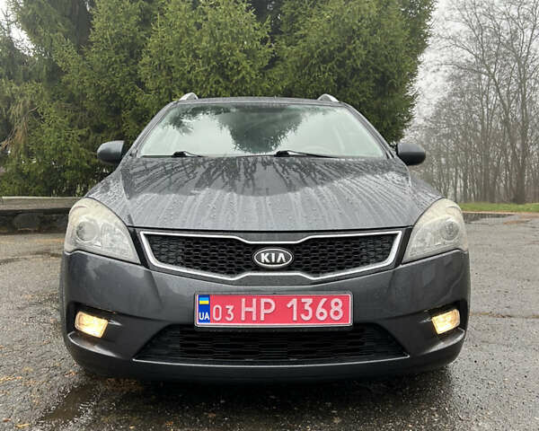 Сірий Кіа Сід, об'ємом двигуна 1.6 л та пробігом 244 тис. км за 7299 $, фото 17 на Automoto.ua