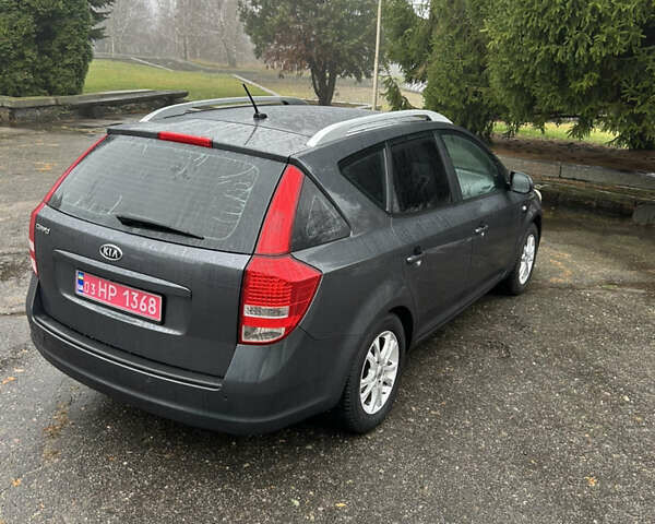 Сірий Кіа Сід, об'ємом двигуна 1.6 л та пробігом 244 тис. км за 7299 $, фото 28 на Automoto.ua