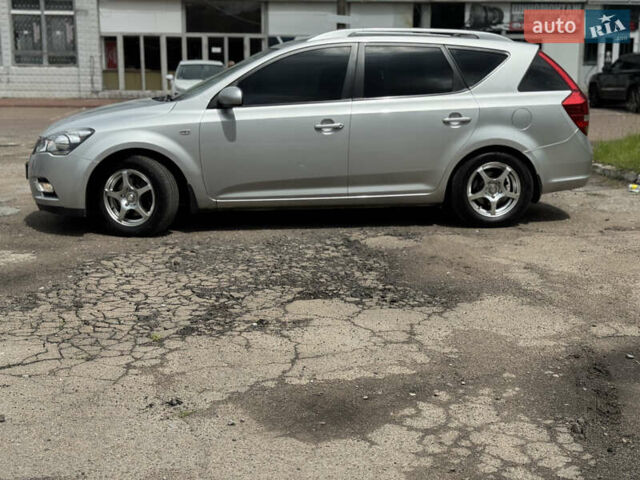 Серый Киа Сид, объемом двигателя 1.58 л и пробегом 181 тыс. км за 6900 $, фото 1 на Automoto.ua