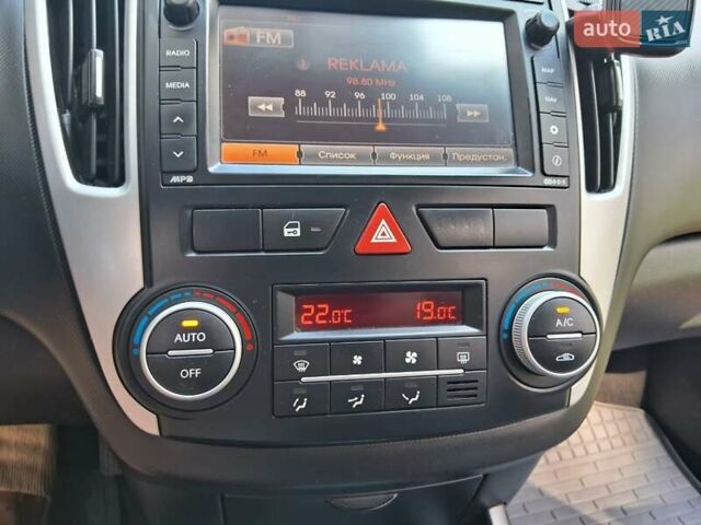 Сірий Кіа Сід, об'ємом двигуна 1.6 л та пробігом 140 тис. км за 8950 $, фото 17 на Automoto.ua
