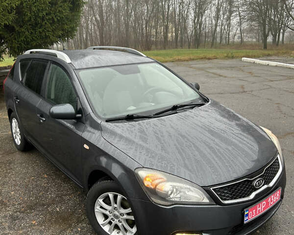 Сірий Кіа Сід, об'ємом двигуна 1.6 л та пробігом 244 тис. км за 7299 $, фото 20 на Automoto.ua