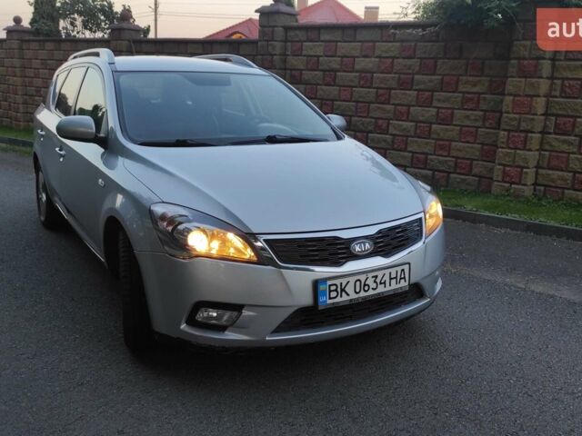 Сірий Кіа Сід, об'ємом двигуна 1.58 л та пробігом 269 тис. км за 6500 $, фото 1 на Automoto.ua