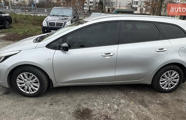 Сірий Кіа Сід, об'ємом двигуна 1.6 л та пробігом 248 тис. км за 9800 $, фото 1 на Automoto.ua