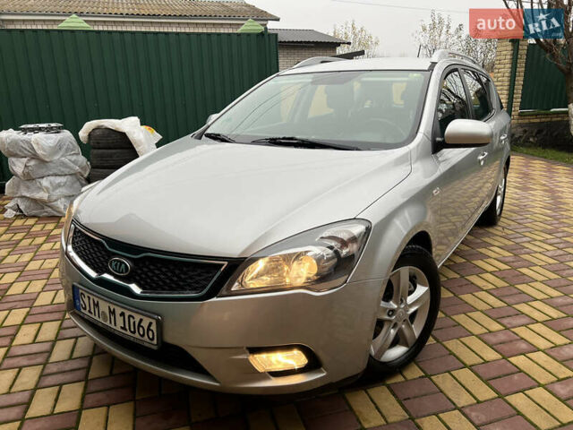 Серый Киа Сид, объемом двигателя 1.6 л и пробегом 207 тыс. км за 7450 $, фото 14 на Automoto.ua