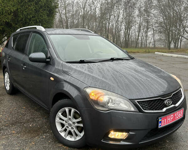 Сірий Кіа Сід, об'ємом двигуна 1.6 л та пробігом 244 тис. км за 7299 $, фото 19 на Automoto.ua