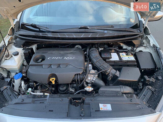 Серый Киа Сид, объемом двигателя 1.58 л и пробегом 230 тыс. км за 8700 $, фото 21 на Automoto.ua