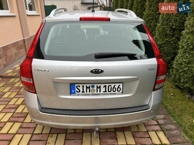 Серый Киа Сид, объемом двигателя 1.6 л и пробегом 207 тыс. км за 7450 $, фото 42 на Automoto.ua