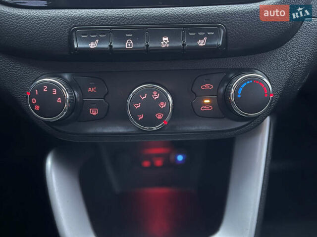 Серый Киа Сид, объемом двигателя 1.58 л и пробегом 230 тыс. км за 8800 $, фото 19 на Automoto.ua