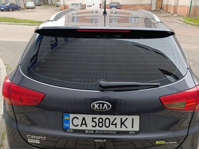 Серый Киа Сид, объемом двигателя 1.6 л и пробегом 327 тыс. км за 7500 $, фото 5 на Automoto.ua