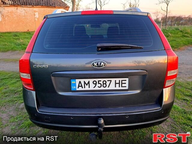 Сірий Кіа Сід, об'ємом двигуна 1.6 л та пробігом 165 тис. км за 5200 $, фото 3 на Automoto.ua