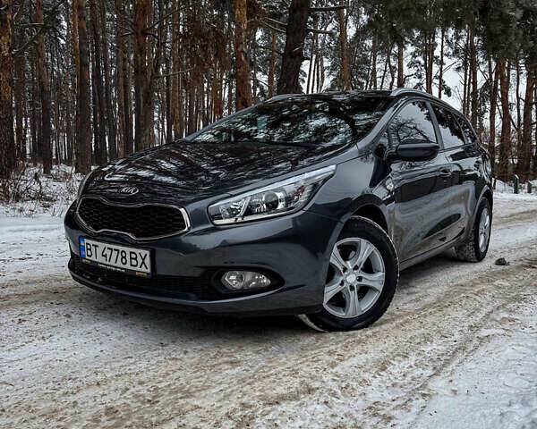 Сірий Кіа Сід, об'ємом двигуна 1.59 л та пробігом 160 тис. км за 10977 $, фото 1 на Automoto.ua