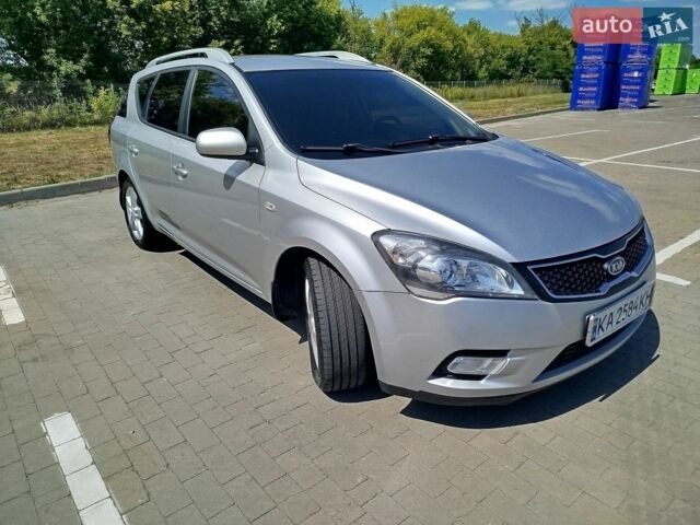 Серый Киа Сид, объемом двигателя 1.6 л и пробегом 331 тыс. км за 6300 $, фото 1 на Automoto.ua
