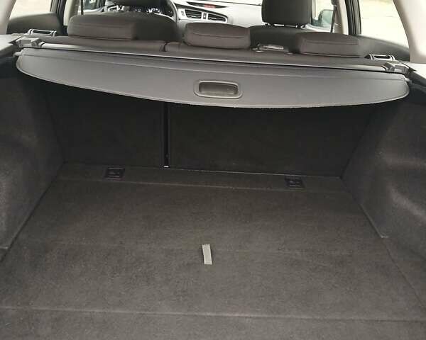 Серый Киа Сид, объемом двигателя 1.6 л и пробегом 270 тыс. км за 9299 $, фото 25 на Automoto.ua