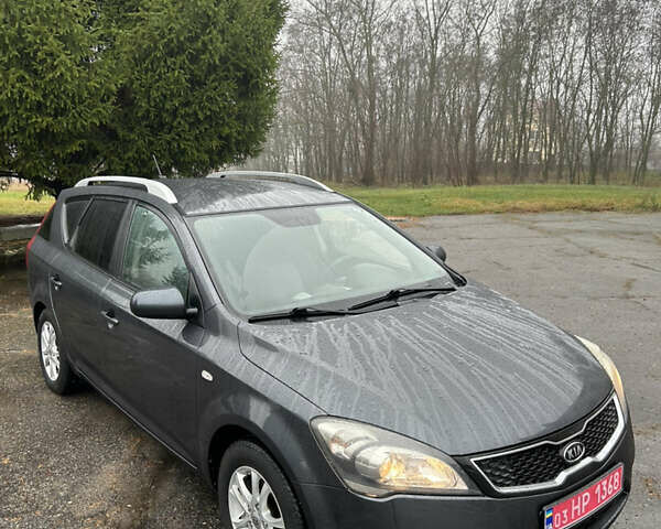 Сірий Кіа Сід, об'ємом двигуна 1.6 л та пробігом 244 тис. км за 7299 $, фото 8 на Automoto.ua