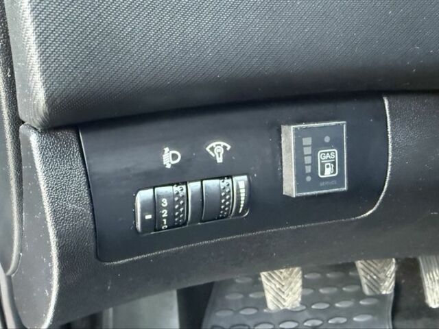 Серый Киа Сид, объемом двигателя 1.6 л и пробегом 48 тыс. км за 8300 $, фото 13 на Automoto.ua