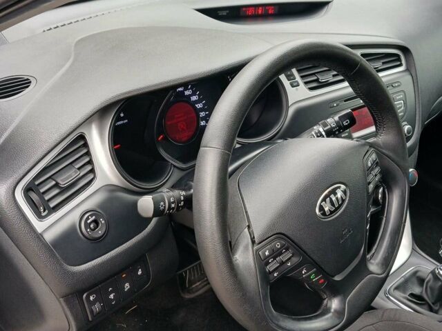 Сірий Кіа Сід, об'ємом двигуна 1.6 л та пробігом 270 тис. км за 9299 $, фото 21 на Automoto.ua