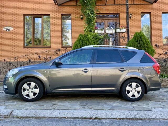 Серый Киа Сид, объемом двигателя 1.6 л и пробегом 189 тыс. км за 6300 $, фото 4 на Automoto.ua