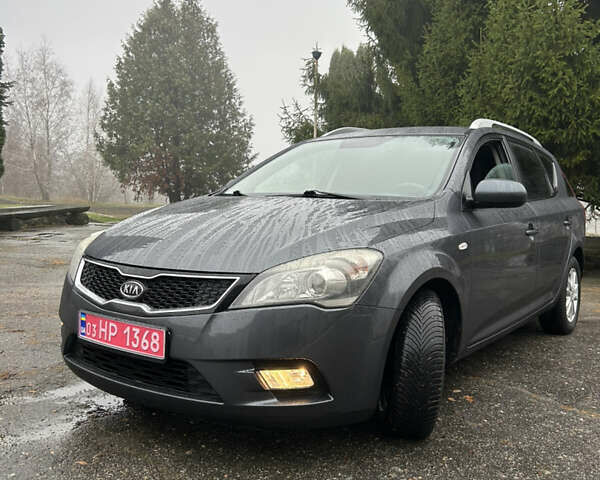 Сірий Кіа Сід, об'ємом двигуна 1.6 л та пробігом 244 тис. км за 7299 $, фото 21 на Automoto.ua