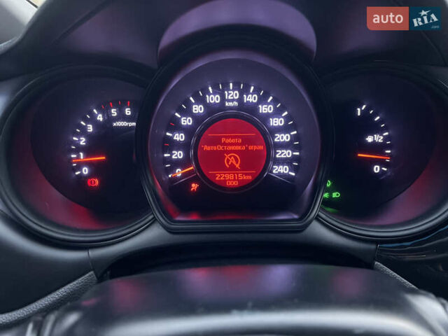 Серый Киа Сид, объемом двигателя 1.58 л и пробегом 230 тыс. км за 8700 $, фото 15 на Automoto.ua