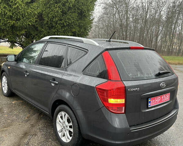 Сірий Кіа Сід, об'ємом двигуна 1.6 л та пробігом 244 тис. км за 7299 $, фото 31 на Automoto.ua