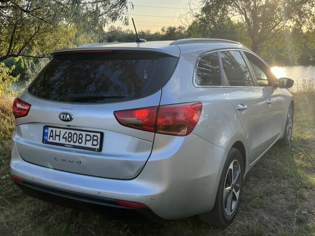 Серый Киа Сид, объемом двигателя 1.6 л и пробегом 260 тыс. км за 8500 $, фото 7 на Automoto.ua