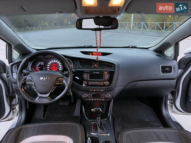 Кіа Сід 2013 у Красилове на Automoto.ua Сірий Кіа Сід, об'ємом двигуна 1.58 л та пробігом 200 тис. км за 9600 $, фото 8 на Automoto.ua