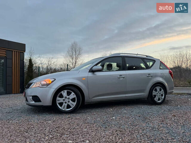 Сірий Кіа Сід, об'ємом двигуна 1.6 л та пробігом 202 тис. км за 7350 $, фото 28 на Automoto.ua