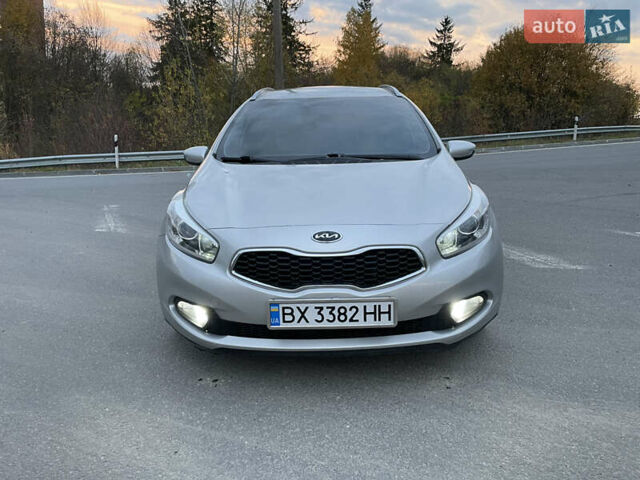 Кіа Сід 2013 у Красилове на Automoto.ua Сірий Кіа Сід, об'ємом двигуна 1.58 л та пробігом 200 тис. км за 9600 $, фото 1 на Automoto.ua