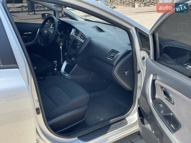 Сірий Кіа Сід, об'ємом двигуна 1.6 л та пробігом 225 тис. км за 7700 $, фото 10 на Automoto.ua