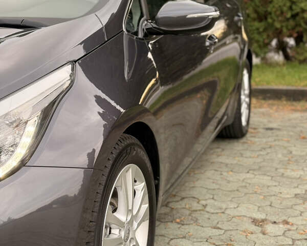 Кіа Сід 2013 у Дубно на Automoto.ua Сірий Кіа Сід, об'ємом двигуна 1.6 л та пробігом 176 тис. км за 8599 $, фото 7 на Automoto.ua