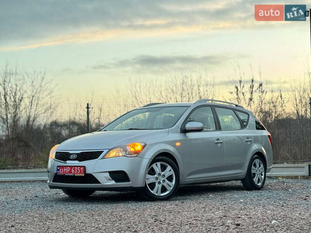 Сірий Кіа Сід, об'ємом двигуна 1.6 л та пробігом 202 тис. км за 7350 $, фото 20 на Automoto.ua