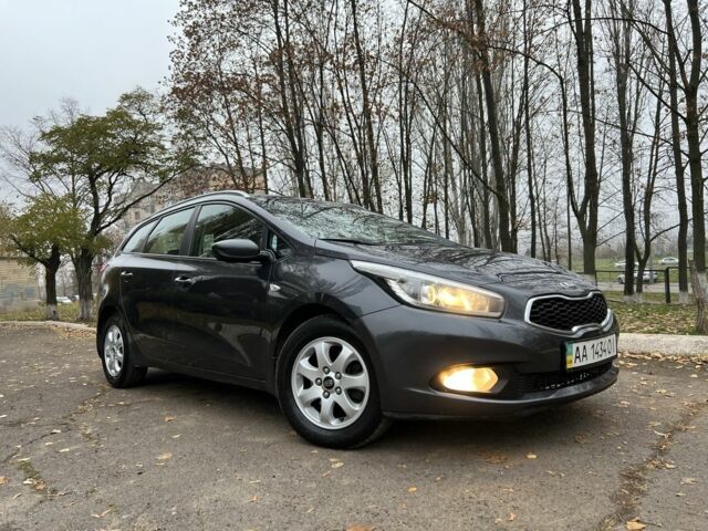 Серый Киа Сид, объемом двигателя 1.6 л и пробегом 233 тыс. км за 8500 $, фото 5 на Automoto.ua