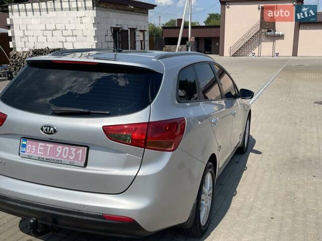 Сірий Кіа Сід, об'ємом двигуна 1.6 л та пробігом 225 тис. км за 7700 $, фото 3 на Automoto.ua