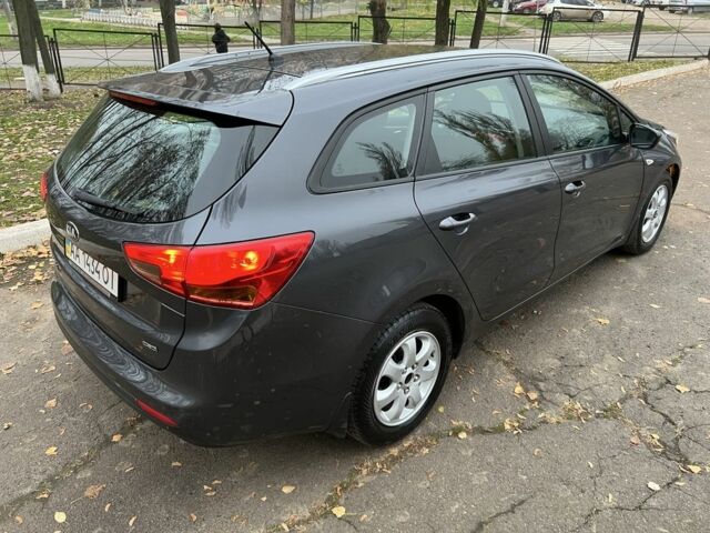 Серый Киа Сид, объемом двигателя 1.6 л и пробегом 233 тыс. км за 8500 $, фото 11 на Automoto.ua
