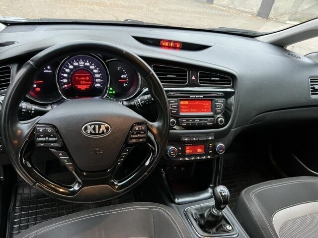 Серый Киа Сид, объемом двигателя 1.6 л и пробегом 233 тыс. км за 8500 $, фото 15 на Automoto.ua