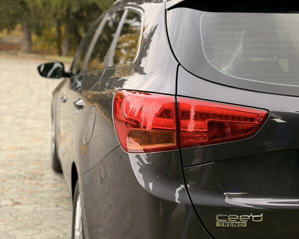 Кіа Сід 2013 у Дубно на Automoto.ua Сірий Кіа Сід, об'ємом двигуна 1.6 л та пробігом 176 тис. км за 8599 $, фото 16 на Automoto.ua